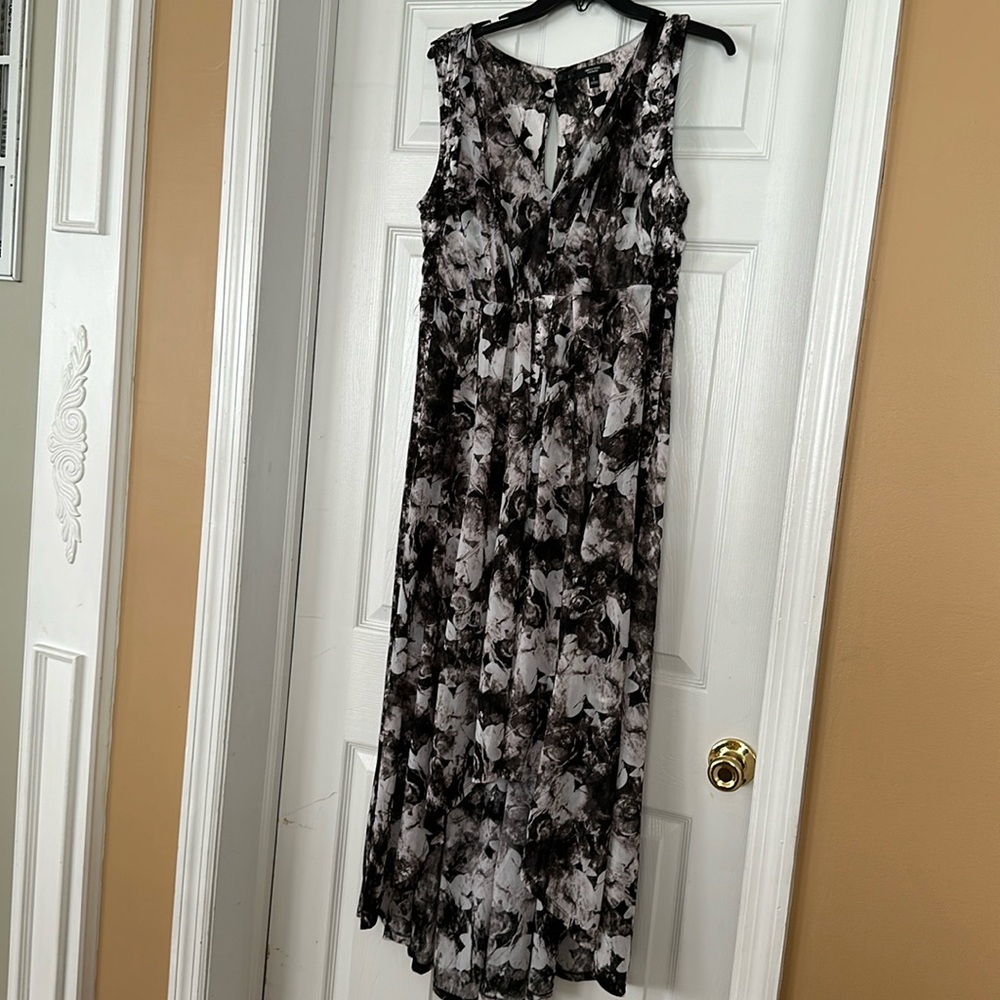 Simply Vera dress